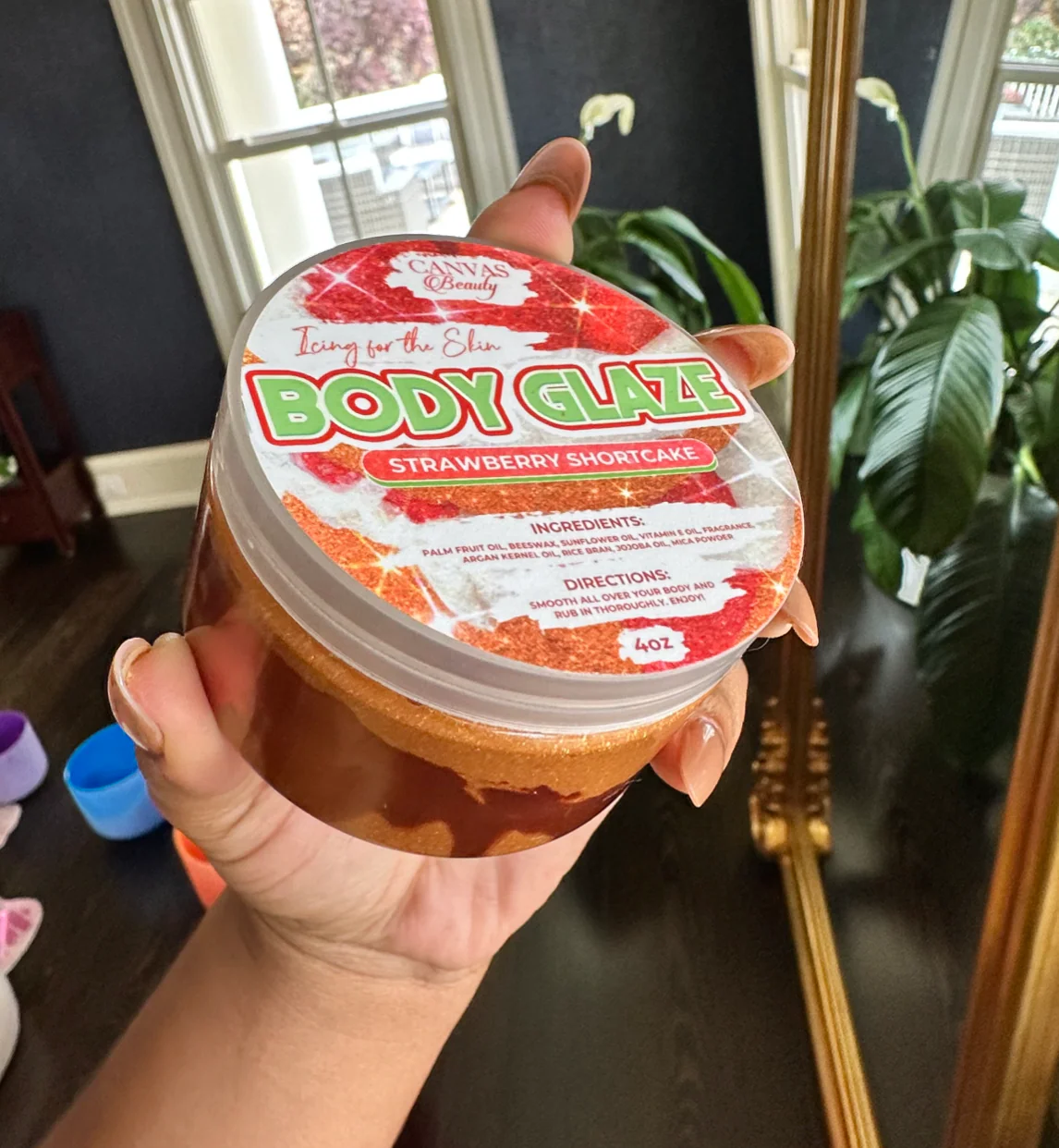STRAWBERRY SHIMMER BODY GLAZE